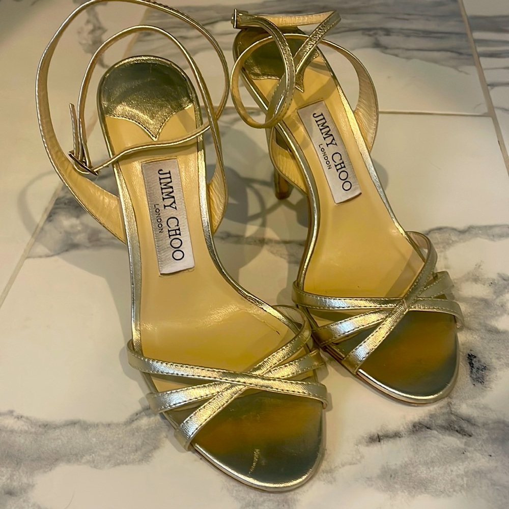 JIMMY CHOO GOLD HEELS SIZE 37 / US 4